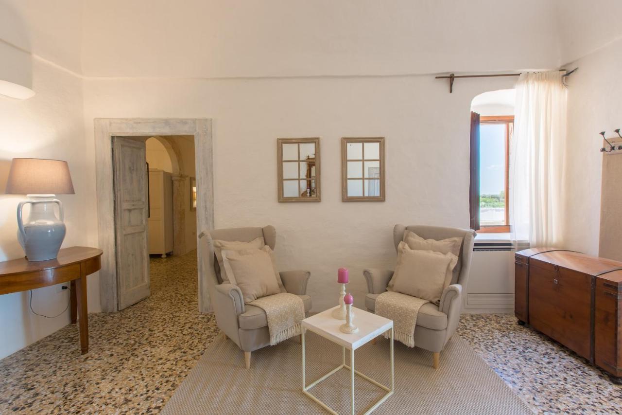 Masseria Castelluzzo Челье-Мессапика Экстерьер фото