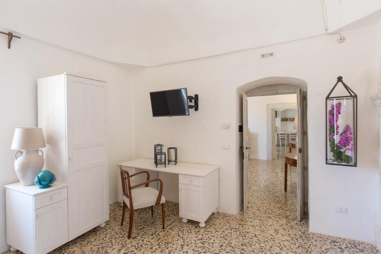 Masseria Castelluzzo Челье-Мессапика Экстерьер фото