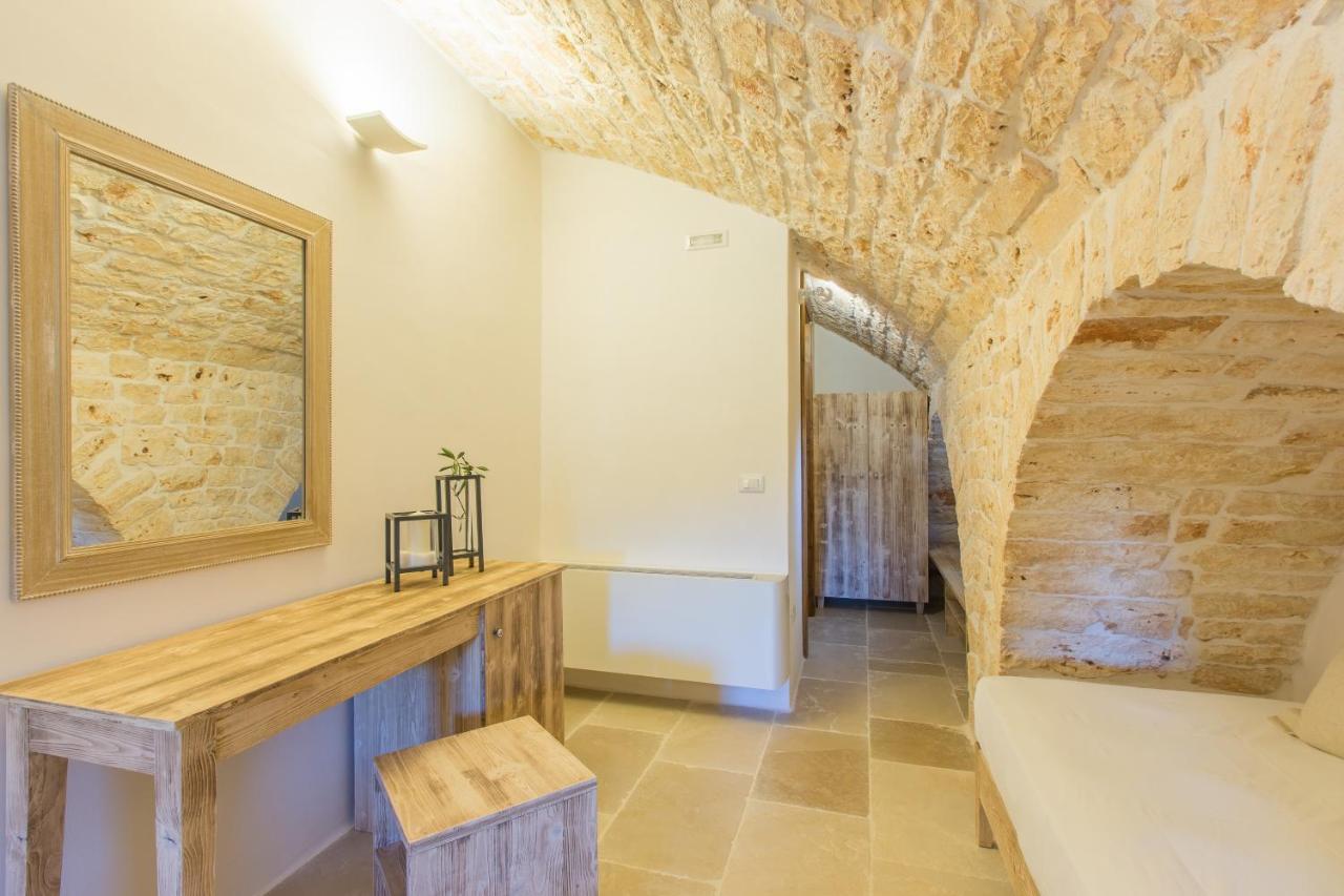 Masseria Castelluzzo Челье-Мессапика Экстерьер фото
